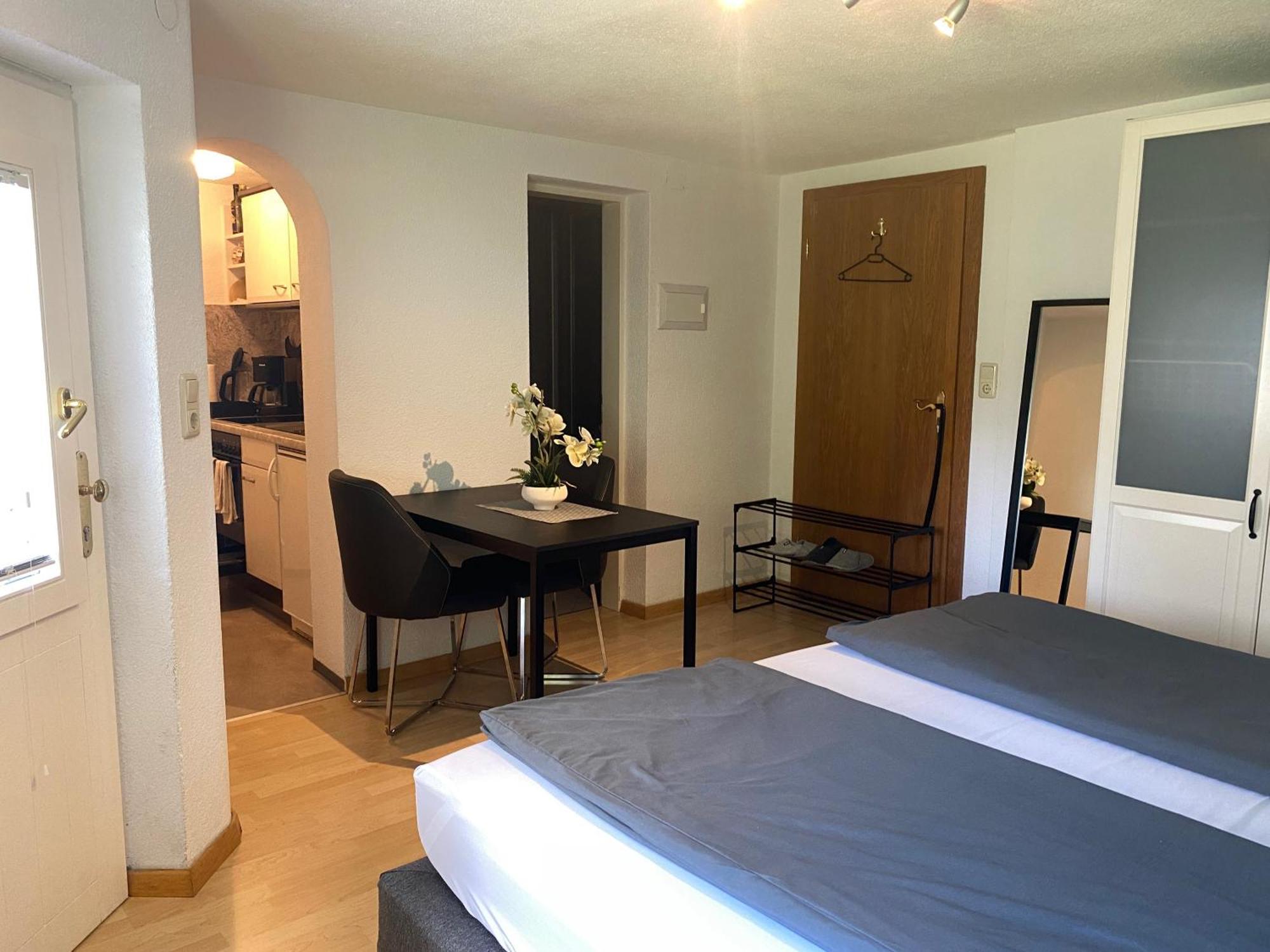 Charmante, Ruhige In Appartement *