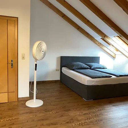 Charmante, Ruhige Wohnung In Innsbruck Extérieur photo